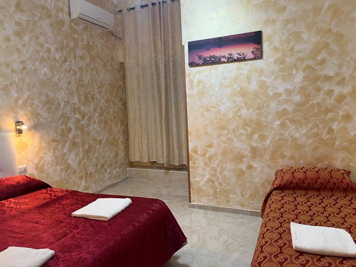 Monlight Guest House ローマ エクステリア 写真